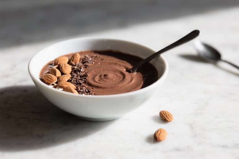 This Chocolate Almond Smoothie Bowl Is Super Delicious!